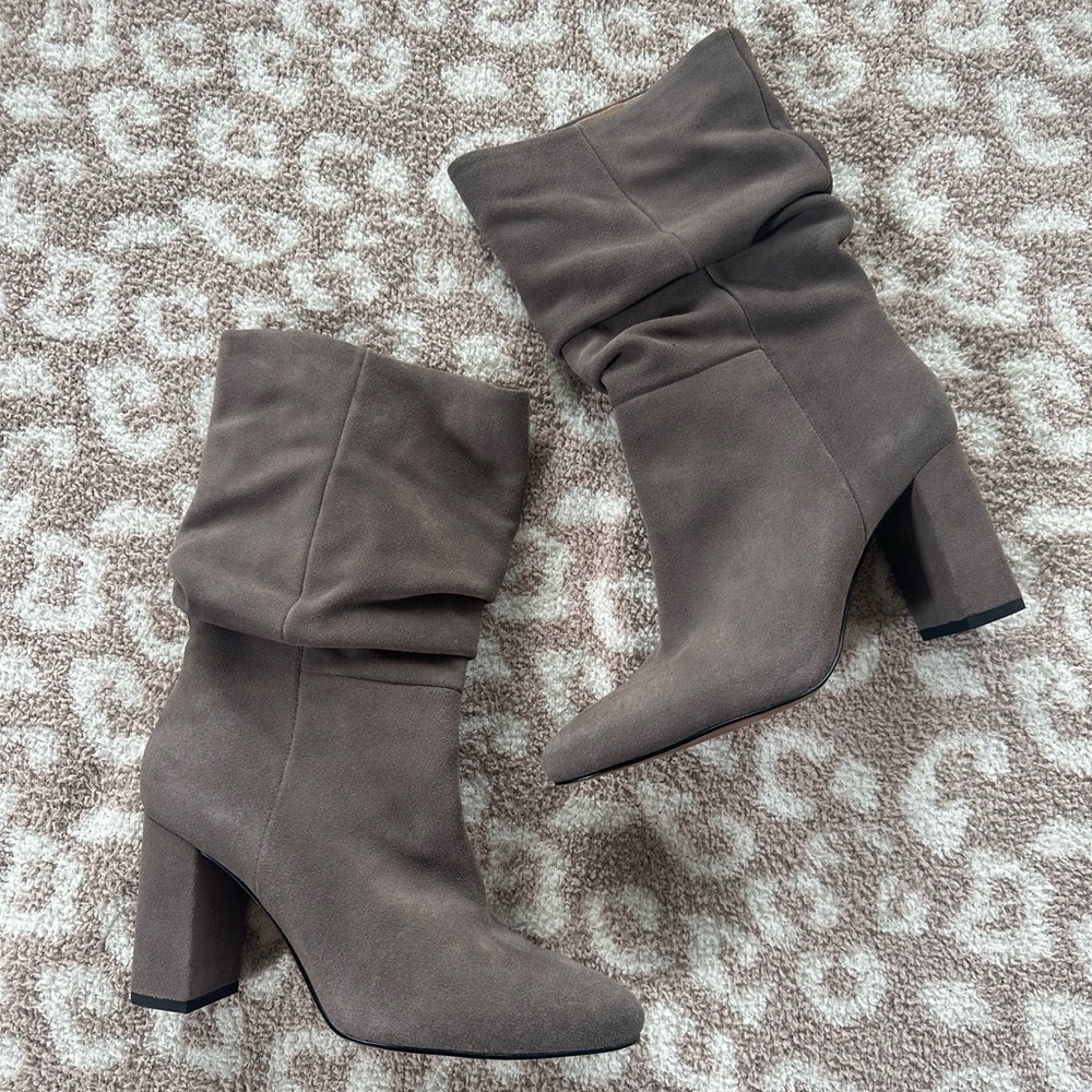 Grey suede Banana Republic slouch boot size 6.5